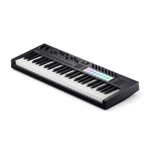 Piano Eletrónico Novation 49-MK4
