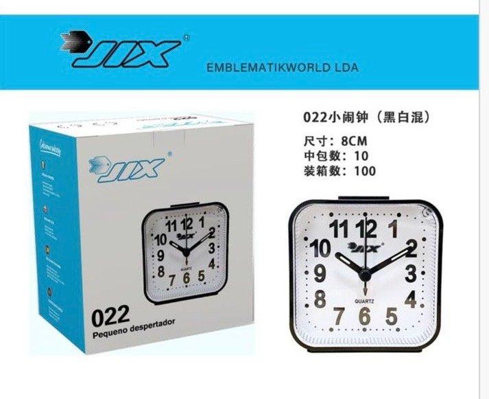 Pequeno despertador 022