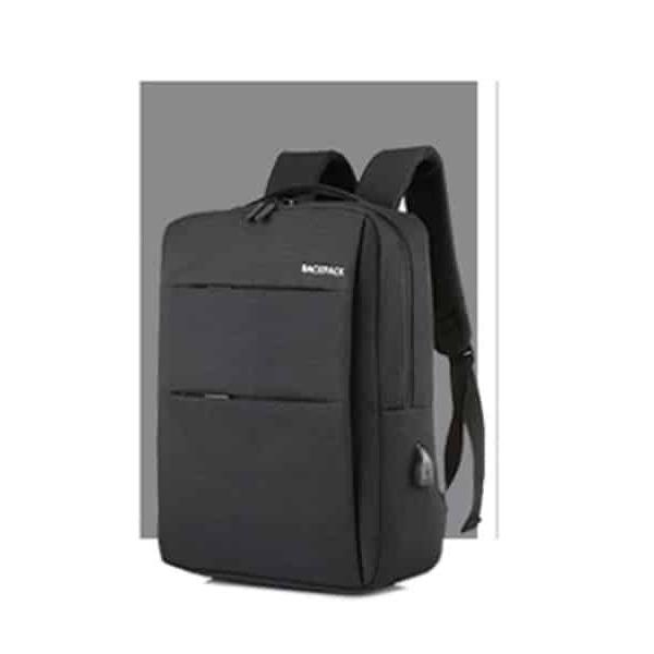 Mochila Multifuncional Negro Novoteck BAG-007 com Design Slim e Conexão USB