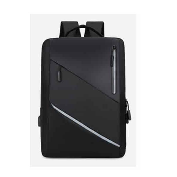 Mochila Negro Novoteck BAG-011 com Design Elegante e Porta USB